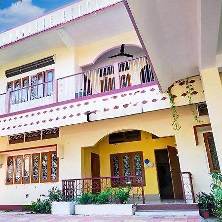 Capital Heritage Homestay กูวาฮาติ ภายนอก รูปภาพ
